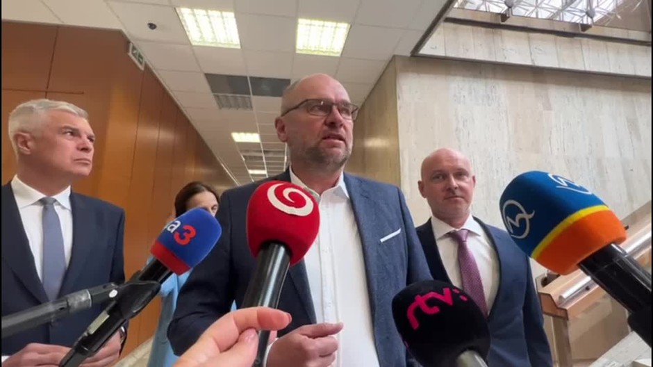 [multi] SaS a MAtovič pred rokovaním vlády 3590