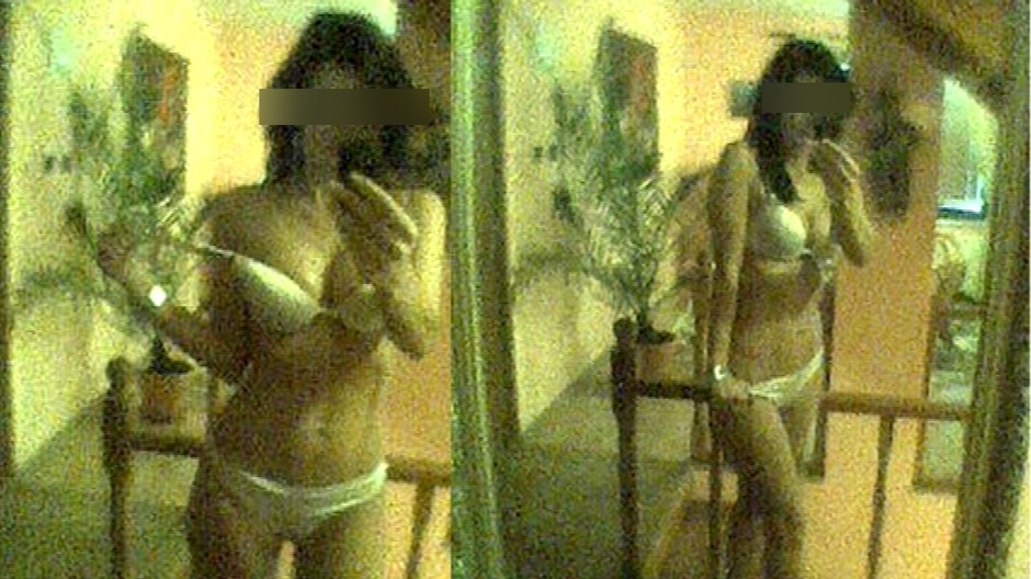 Nahá učiteľka z Košeca v plnej svojej kráse