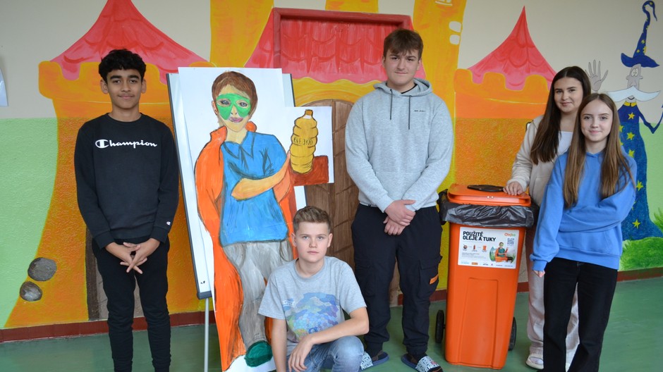 Deti zo Základnej školy Ivana Branislava Zocha v Revúcej