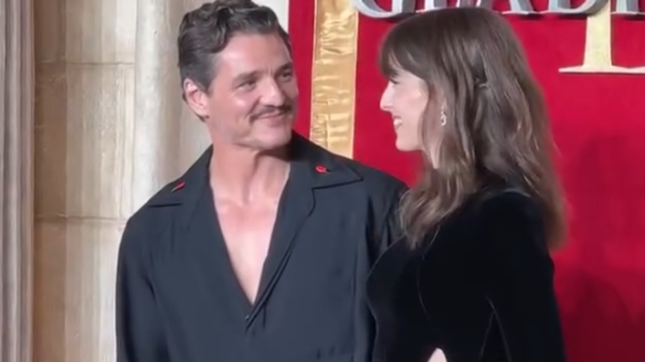 Pedro Pascal so sestrou Lux