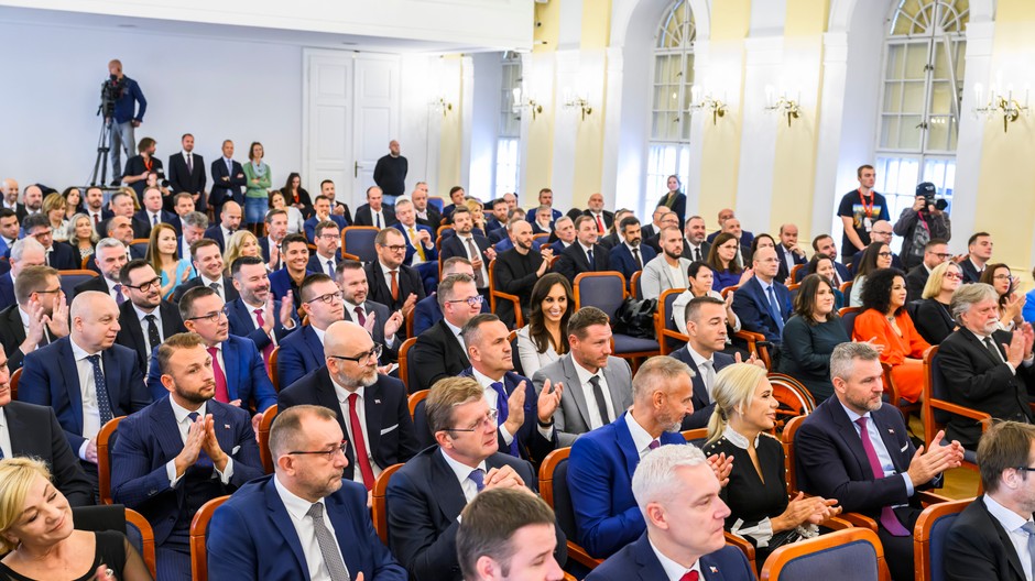 20230910_nrsr_poslanci_05990687