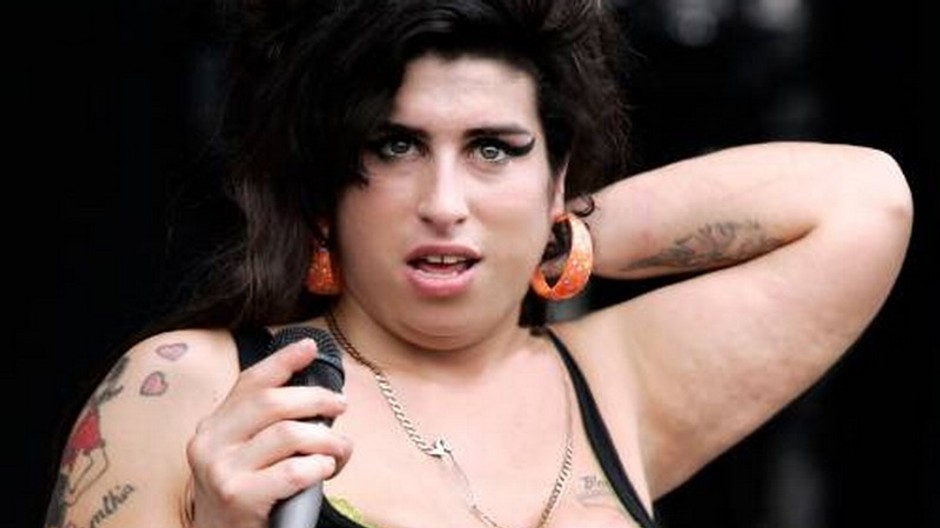amy winehouse ako tucibomba