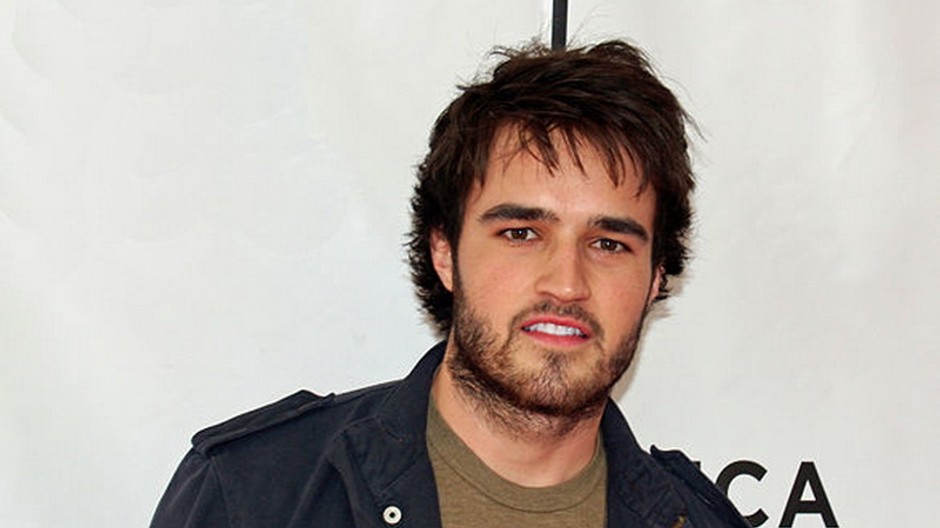 Justin Mentell - herec