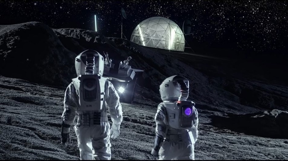 The-First-10000-Days-on-the-Moon-2