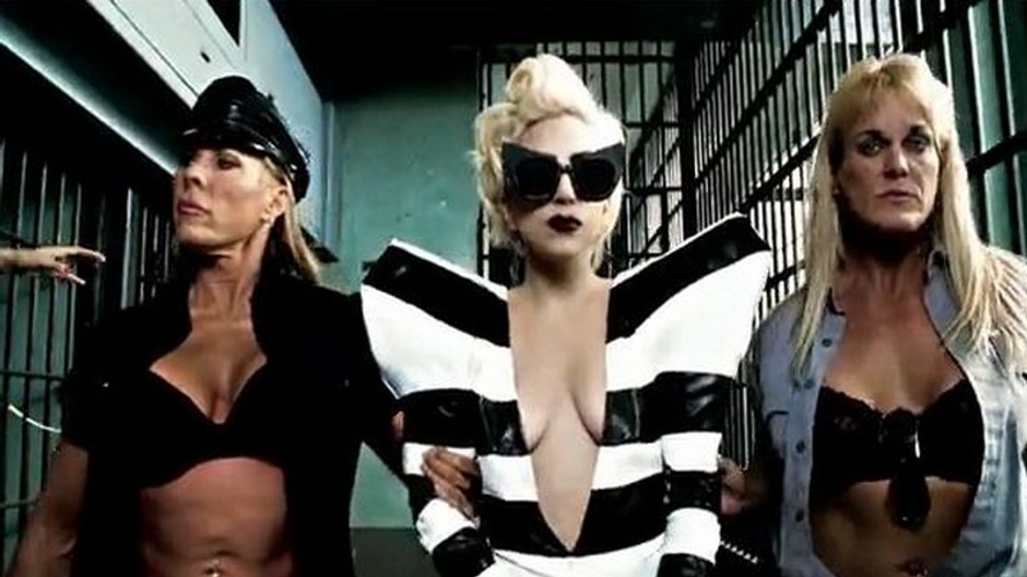 lady gaga v klipe Telephone