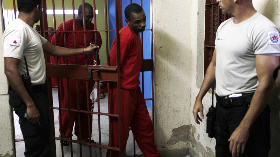 Väzni v brazílskom  Arisvaldo de Campos Pires