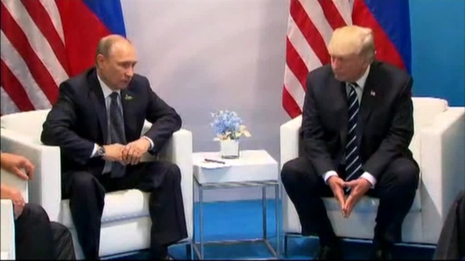 Trump s Putinom sa prvýkrát stretli osobne351