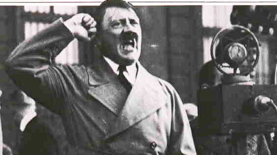 adolf hitler-ciernobiela zaznamova fotka