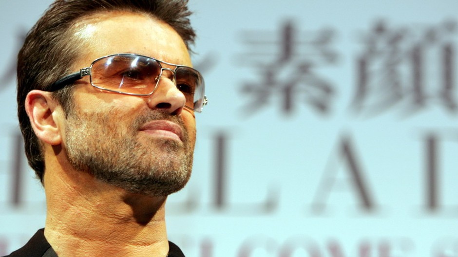 Spevák George Michael, portrét