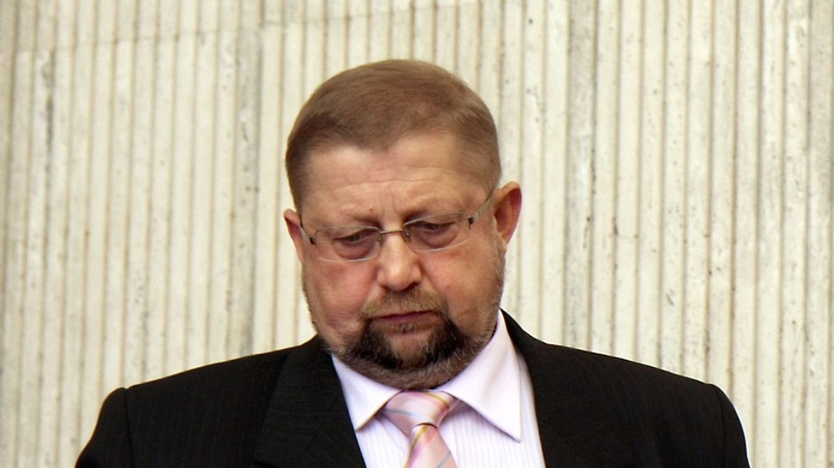 harabin pozera do papiera