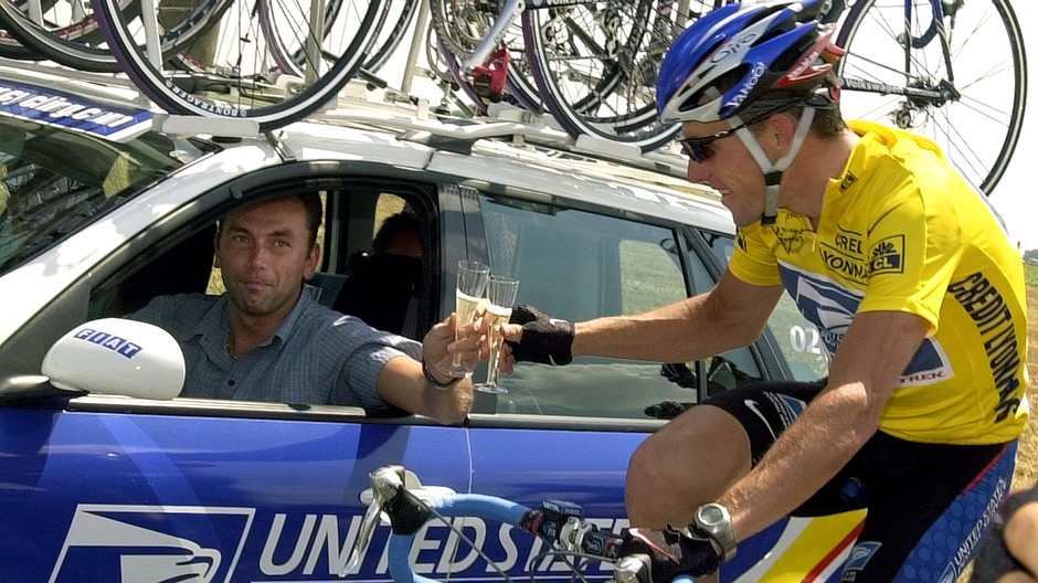 Armstrong čelí obvineniam