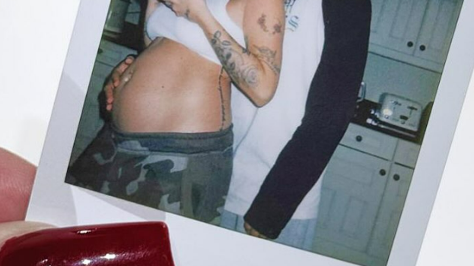 Tehotná Jesy Nelson