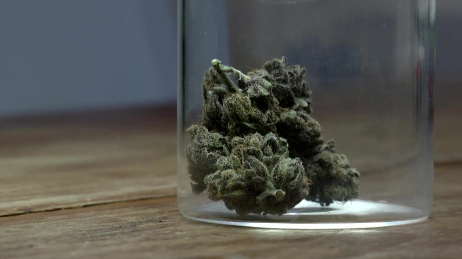 [multi] Thajsko marihuana 3643