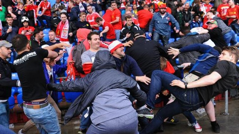 Sevilla Liverpool fight