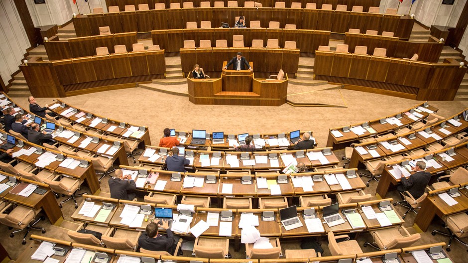 parlament rokovanie pohľad zhora/ilustračné foto