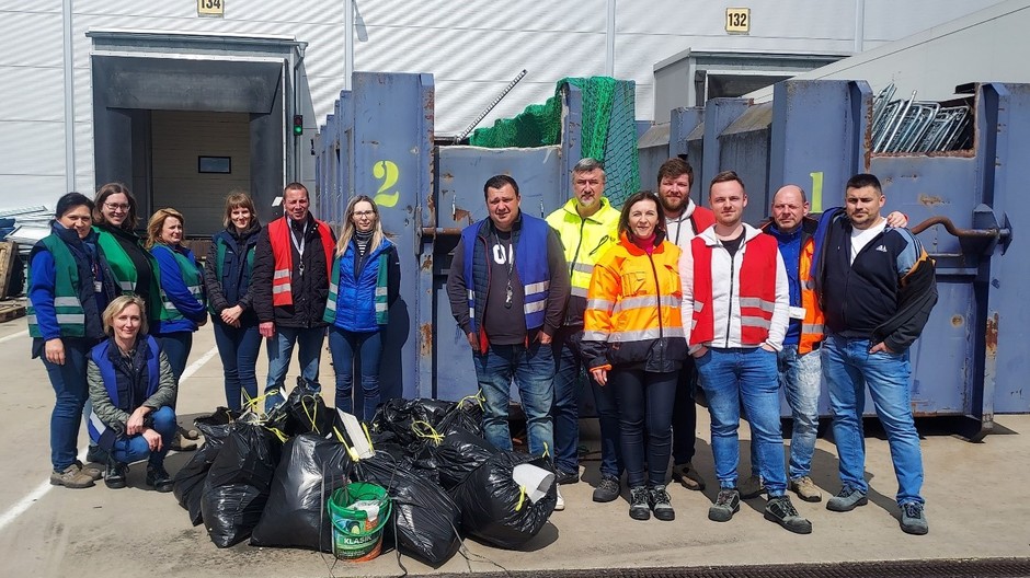 TESCO-Den Zeme-dobrovolnici