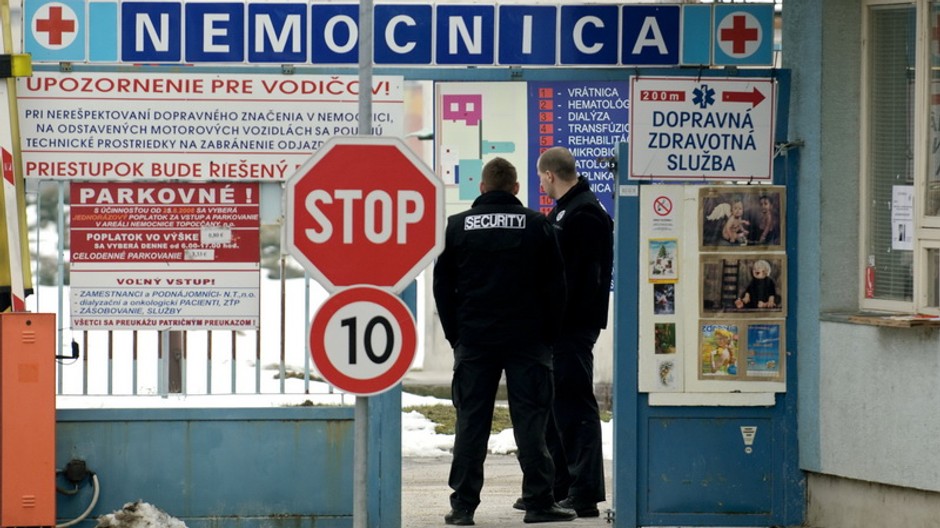 Slovensko SR Topoľčany nemocnica sťahovanie 2