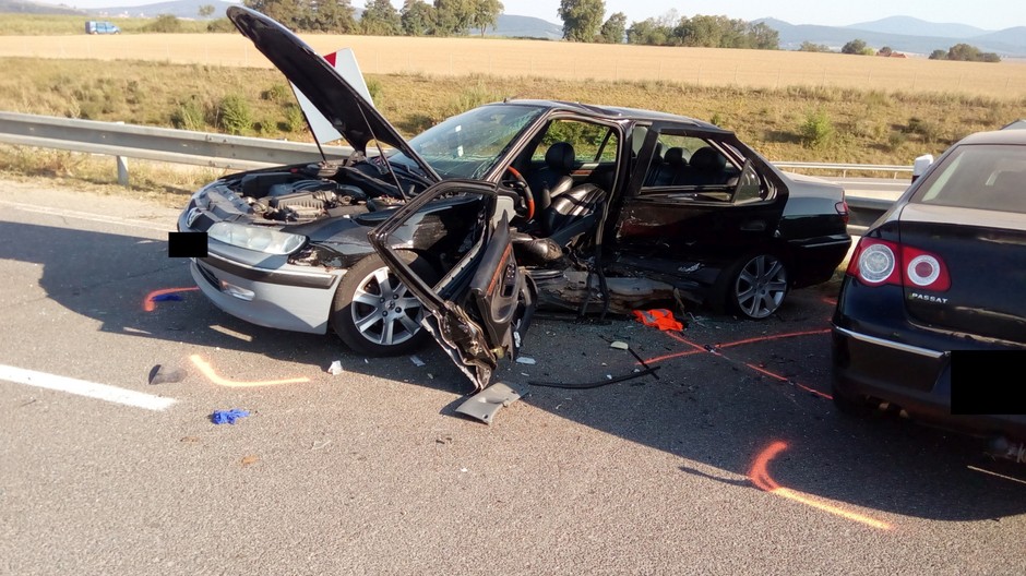 rozbité auto mladíka