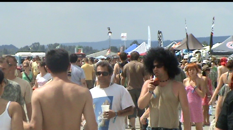 Letná atmosféra na festivale Pohoda ľudia dav