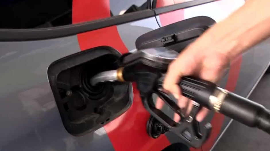 Auto benzín tankovanie