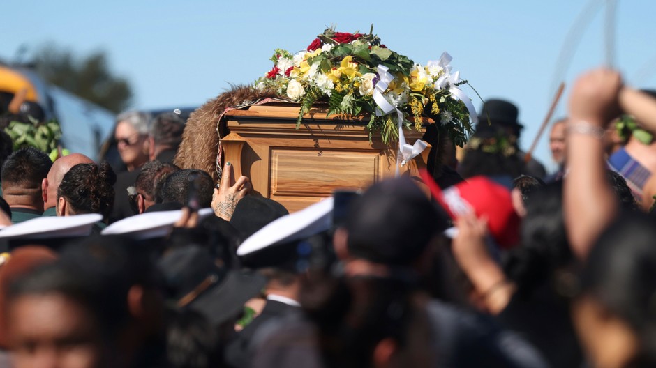 maori pohreb kráľa 