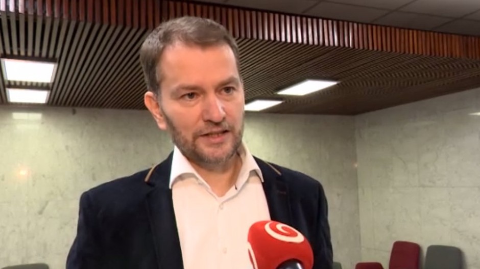 Opozícia sa rozhádala