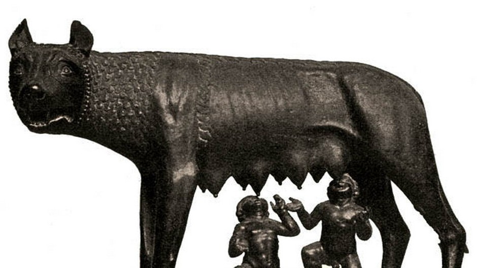 soška vlčice a romula a rema