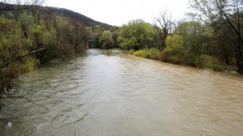 Hornád hladina rieka