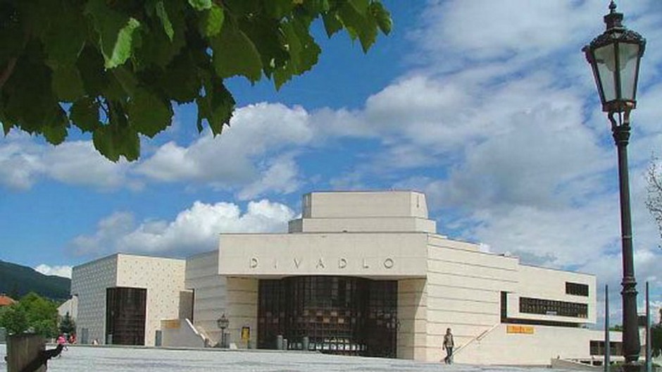 divadlo andreja bagara v nitre