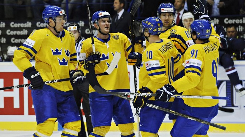 radosť hokejistov Švédska