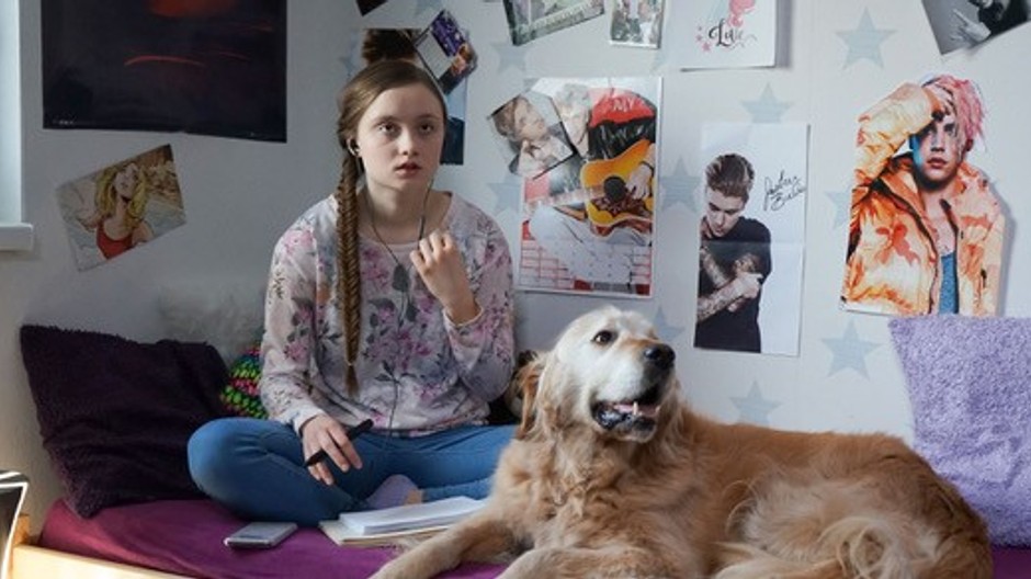 KtoJeDalsi-foto-americka herecka Sonnberger so psom