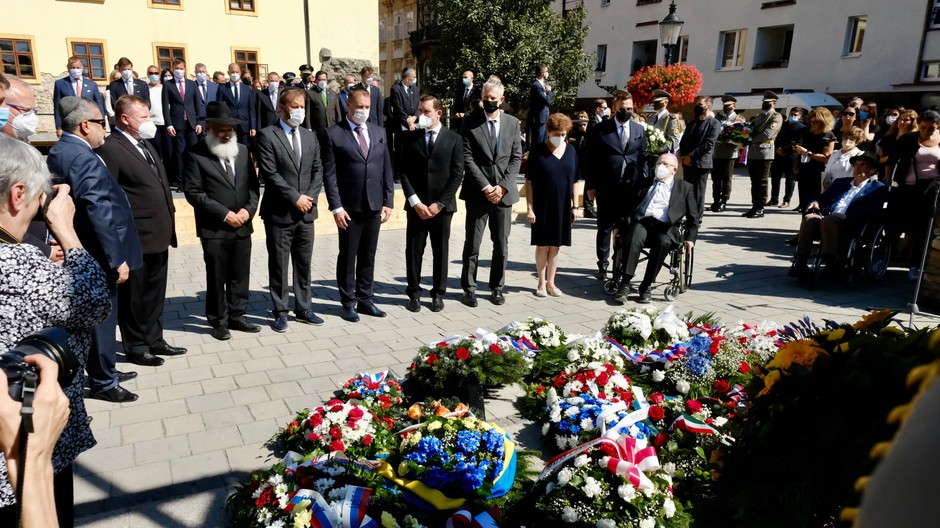 Pripomenuli si pamätný deň obetí holokaustu a rasového násilia