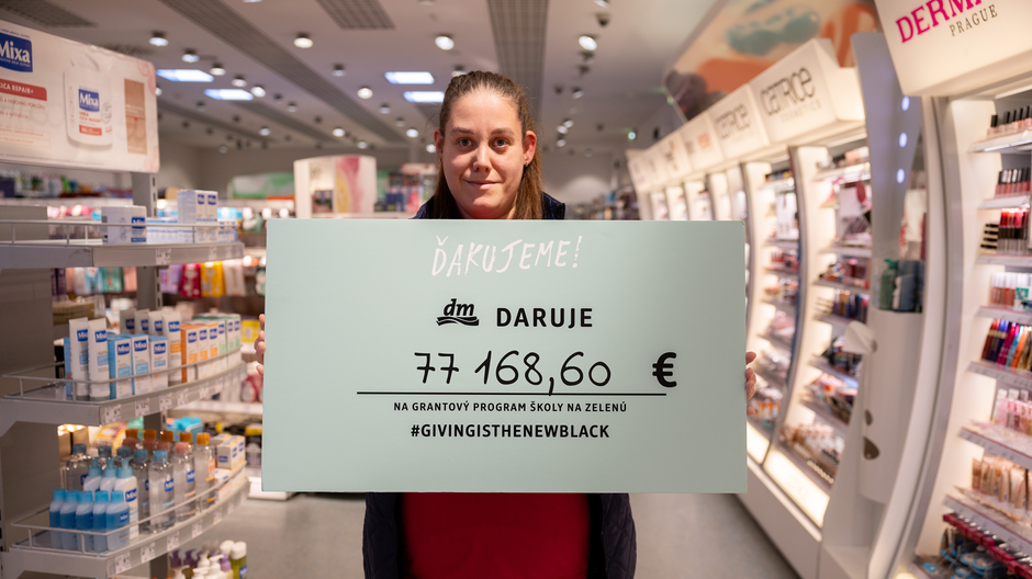 dm drogerie markt_Siedmy ročník kampane Giving Friday priniesol 77-tisícový výťažok