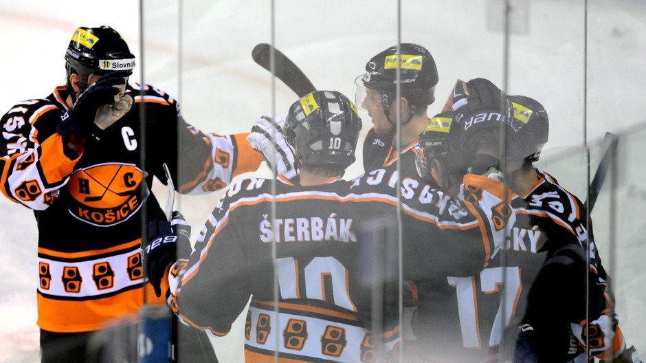 hokej10_30_12_20100148624.1@Foto&Full=true