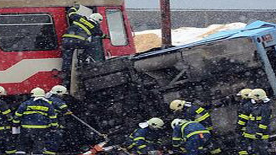 Nehoda Polomka, záchranári