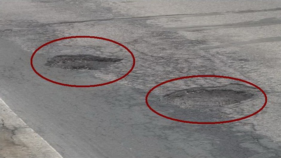 Výtlky a diery na cestách