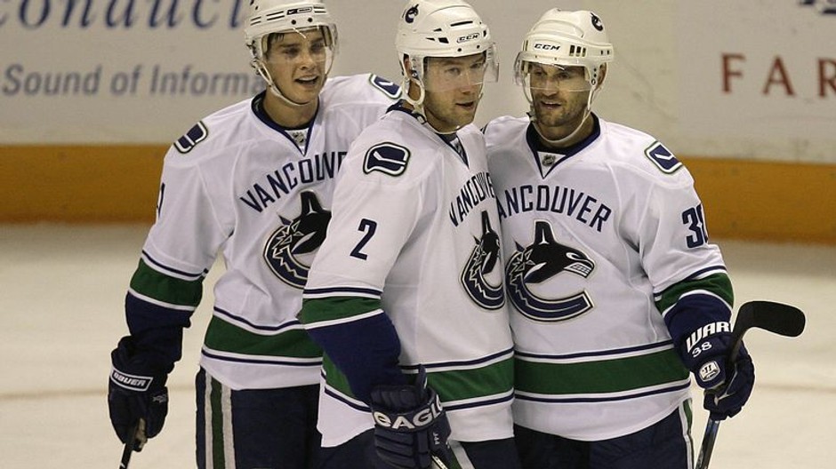 Demitra v Canucks s gólom