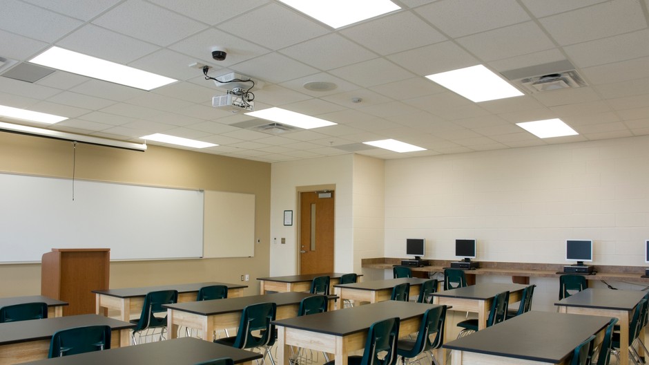 PR osvetlenie školských zariadení