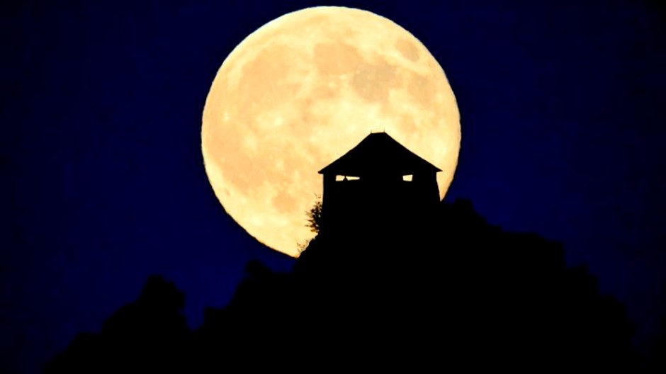 Supermesiac v Budapešti