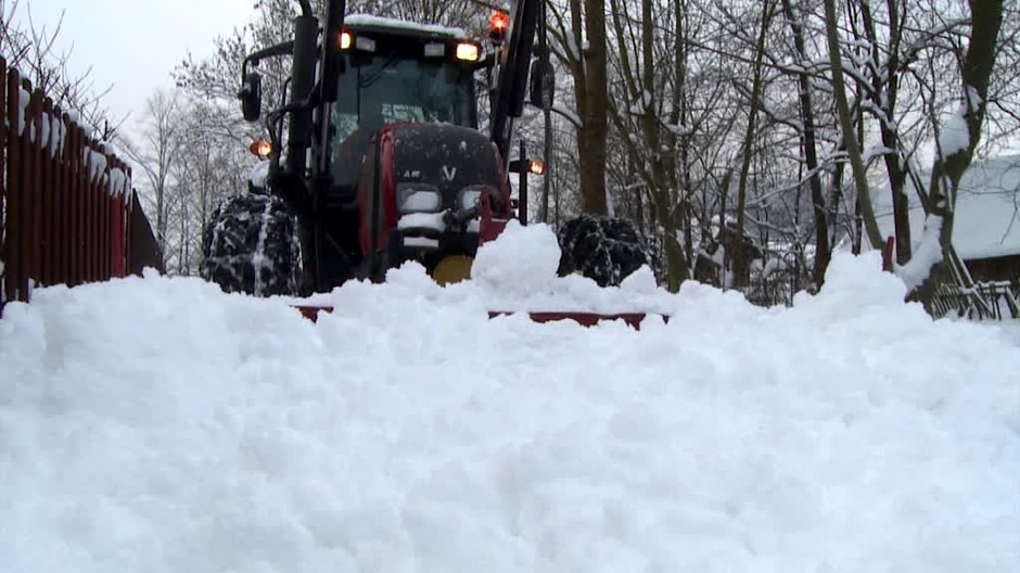 [multi] VN Kysuce dedine pod snehom 4433