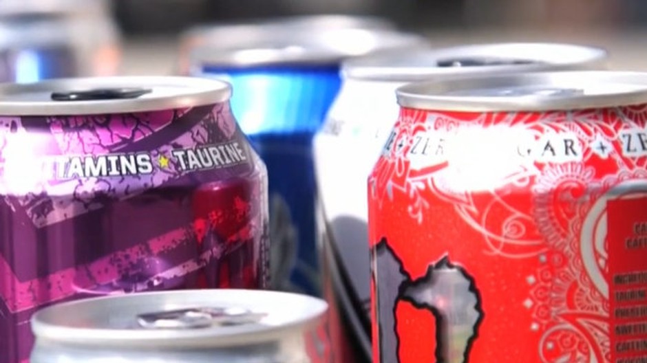 Zákaz energických nápojov pre mladých sa nekoná