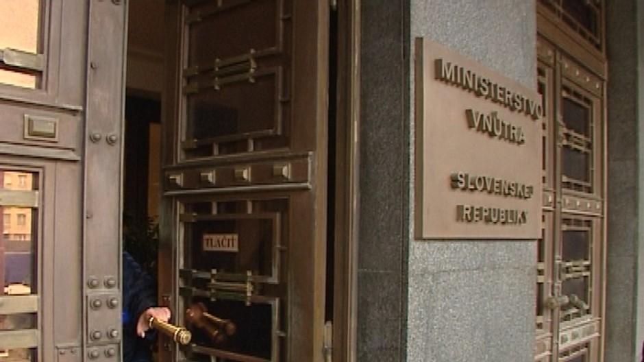 ministerstvo vnutra otvorene dvere tabula