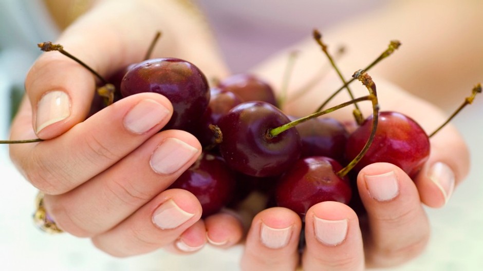 Čerešne sú chutné a plné vitamínov.