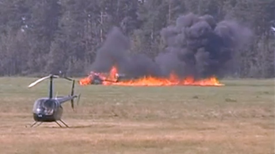 požiar helikoptéry po páde