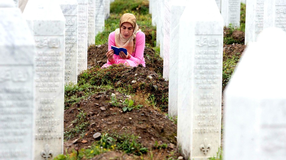 Srebrenica hroby