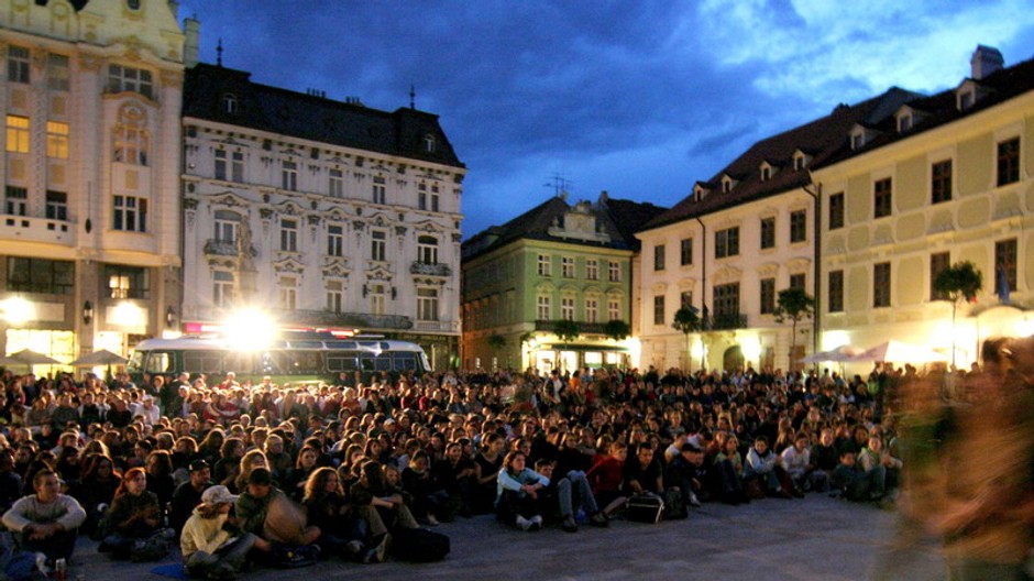 Bažant kinematograf premietajú a diváci