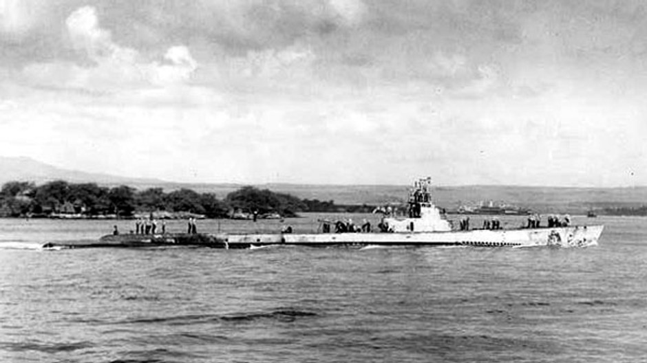 USS-Albacore-218