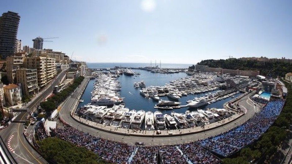 F1 Monako divaci jachty