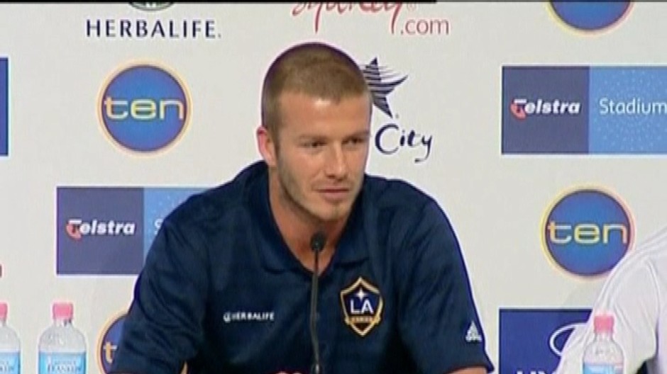 david beckham2-sedi na tlacovke