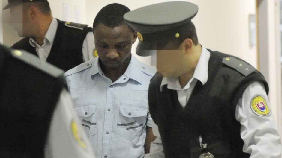 Nigérijčan Monday Kelly A., ktorého chytili na bratislavskom letisku pri pašovaní kokaínu